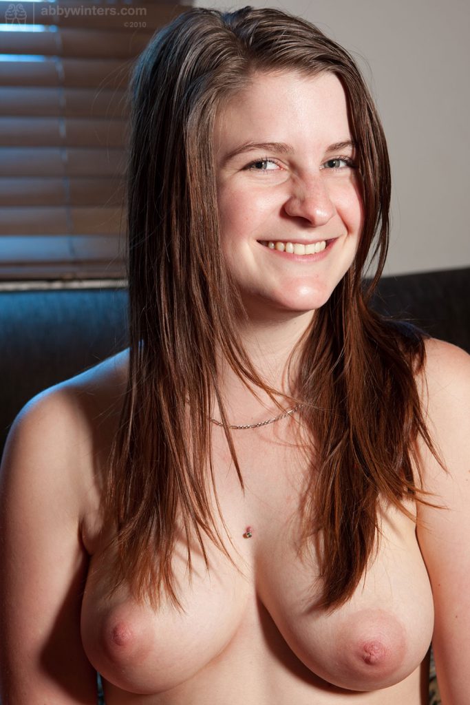 Zdjęcie porno - 15 1 683x1024 - Cycata nastolatka